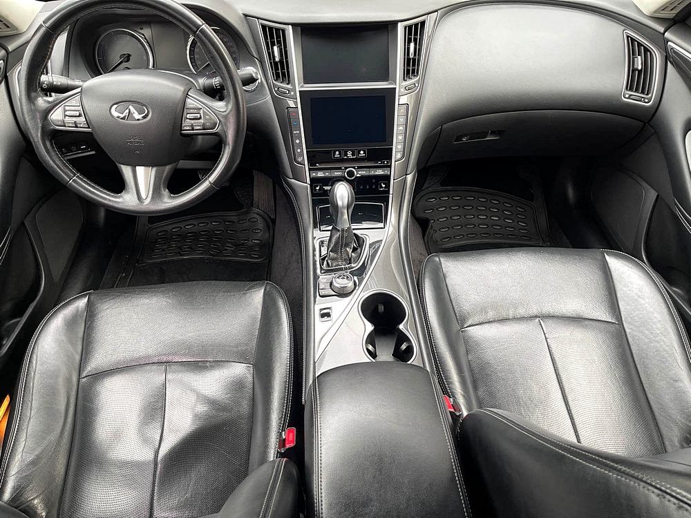 Infiniti Q50 - Photo 10
