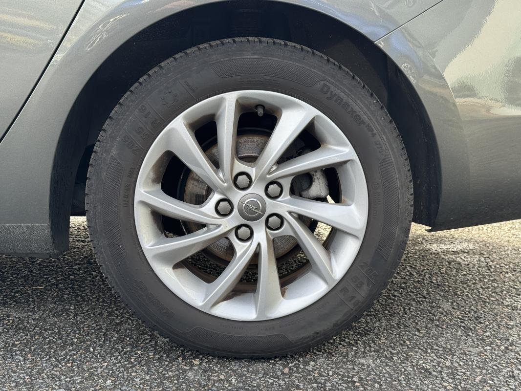 Opel Astra Sports Tourer - Photo 20