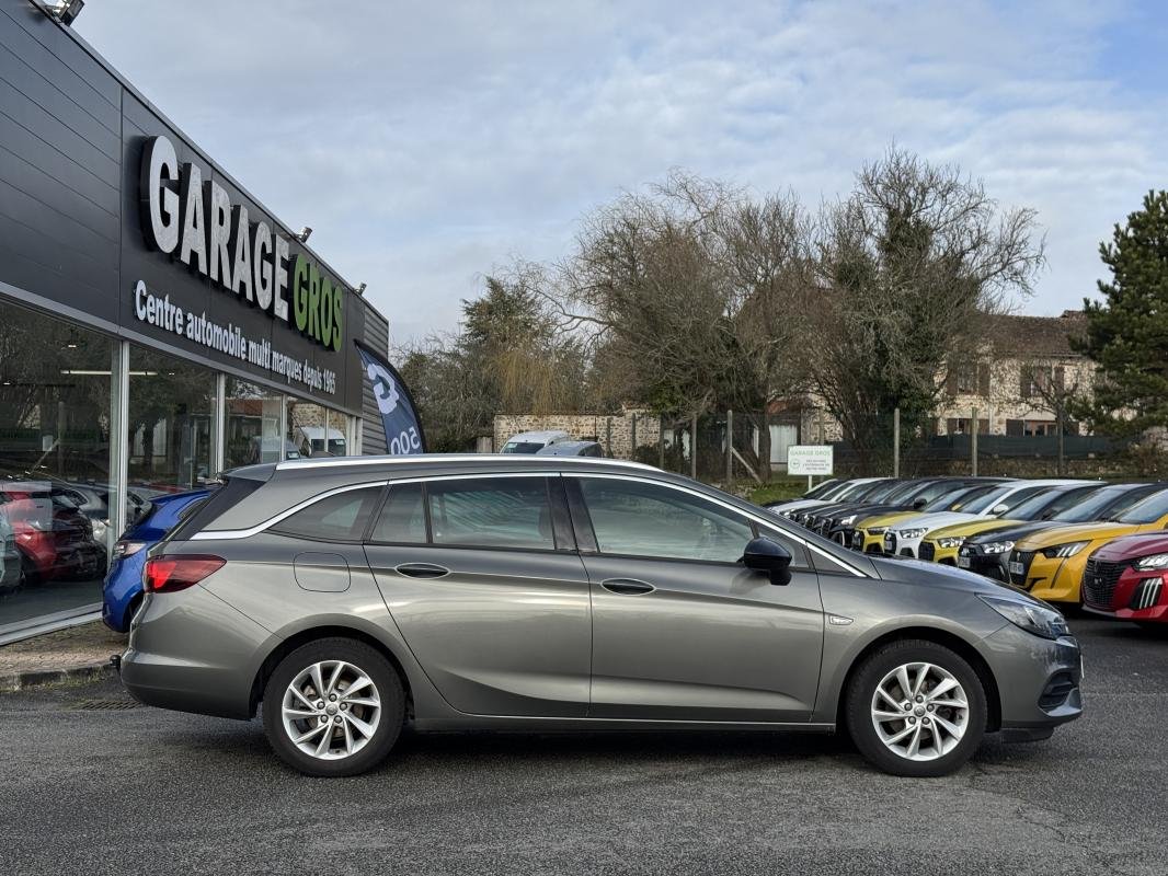 Opel Astra Sports Tourer - Photo 4