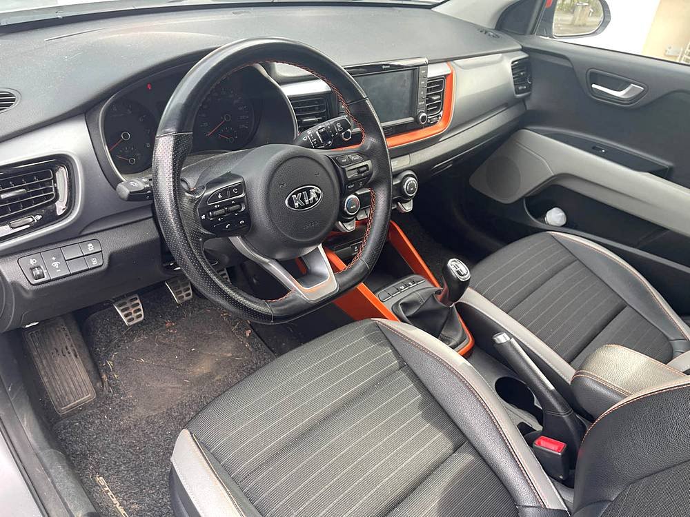 Kia Stonic - Photo 11