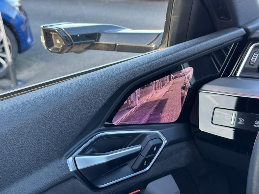 Audi e-tron - Photo 12