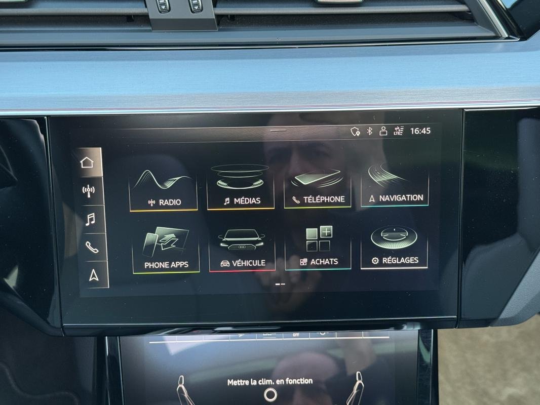 Audi e-tron - Photo 14