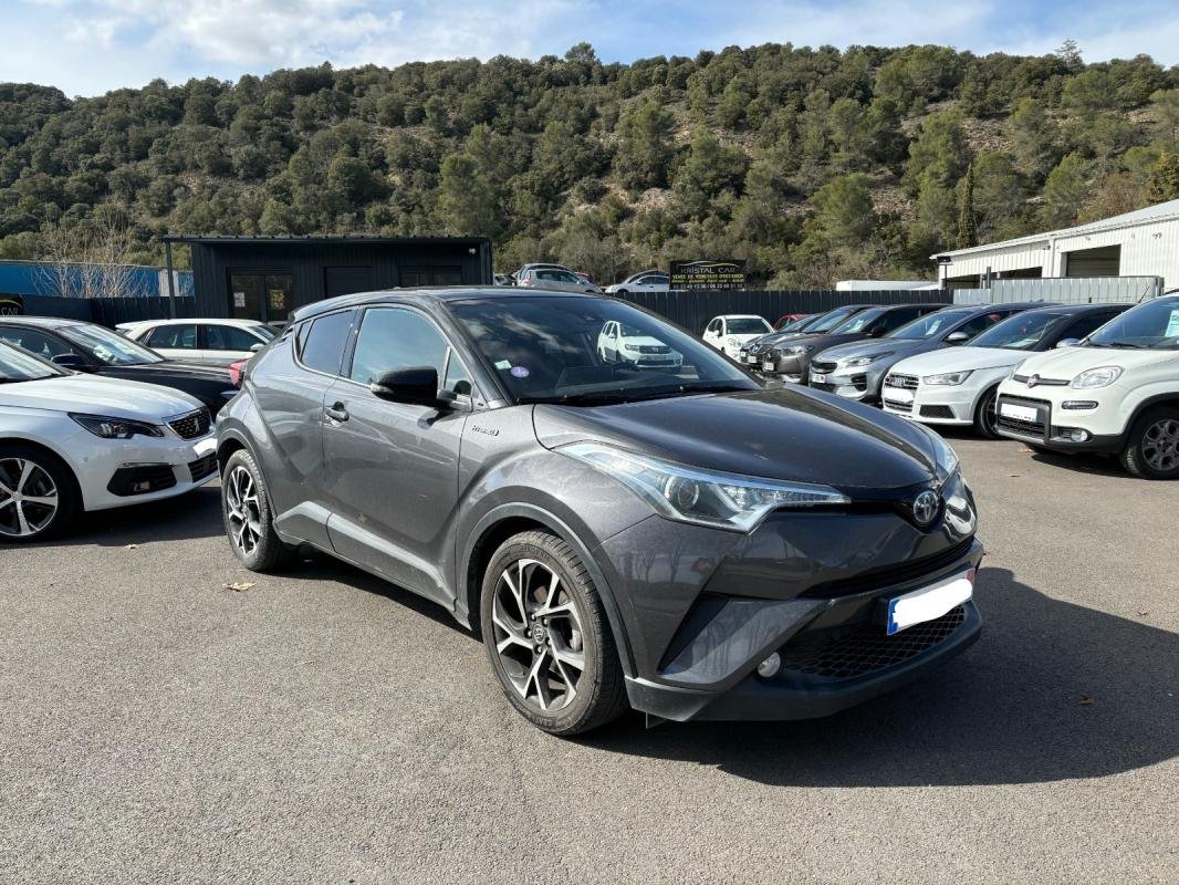 Toyota C-HR - Photo 1