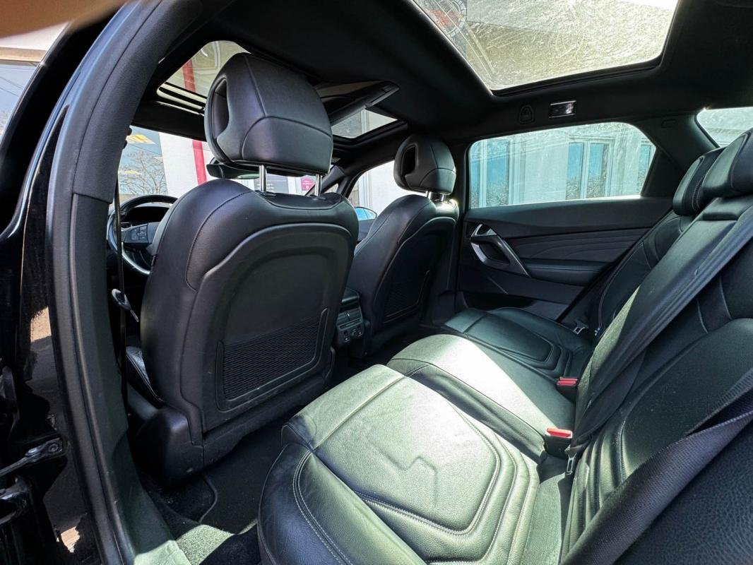 DS DS 5 - Photo 15