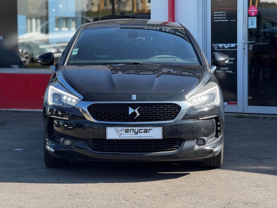 DS DS 5 - Photo 2
