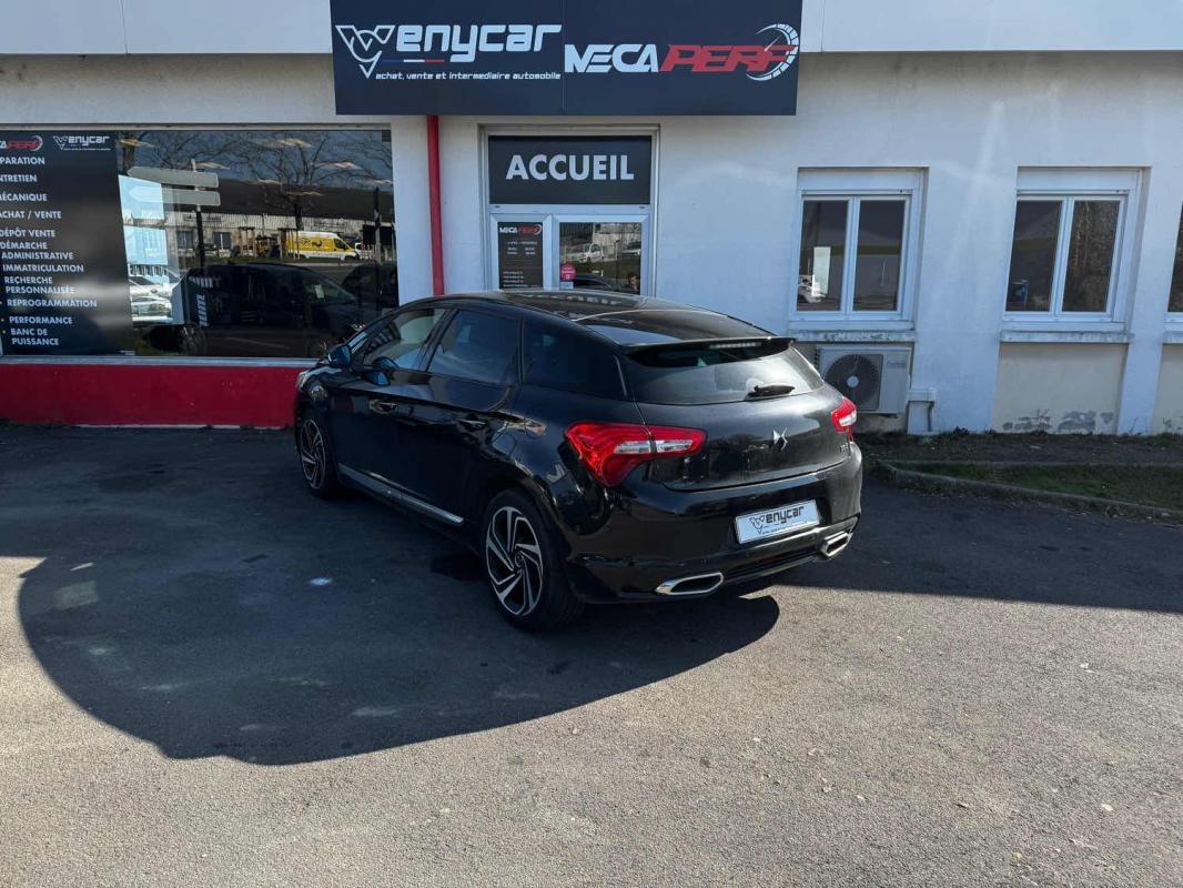DS DS 5 - Photo 3
