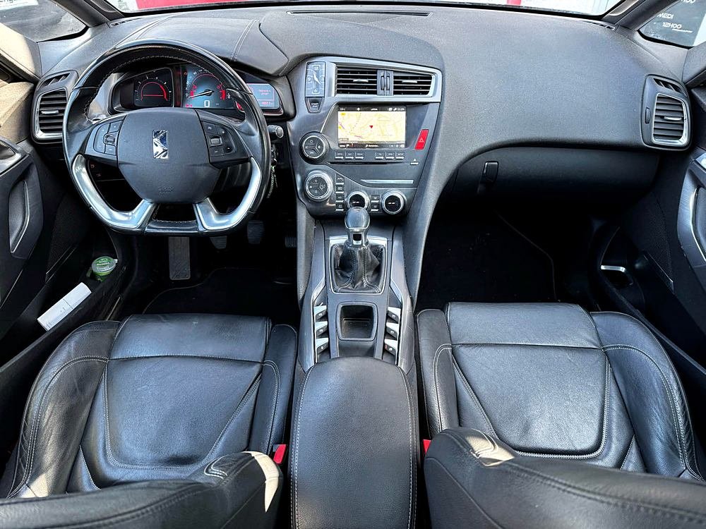 DS DS 5 - Photo 8