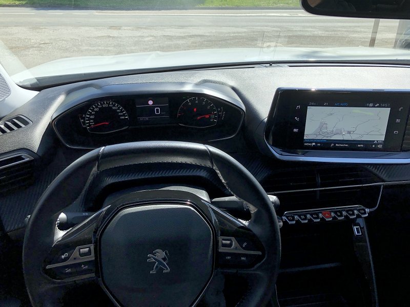 Peugeot 2008 - Photo 8