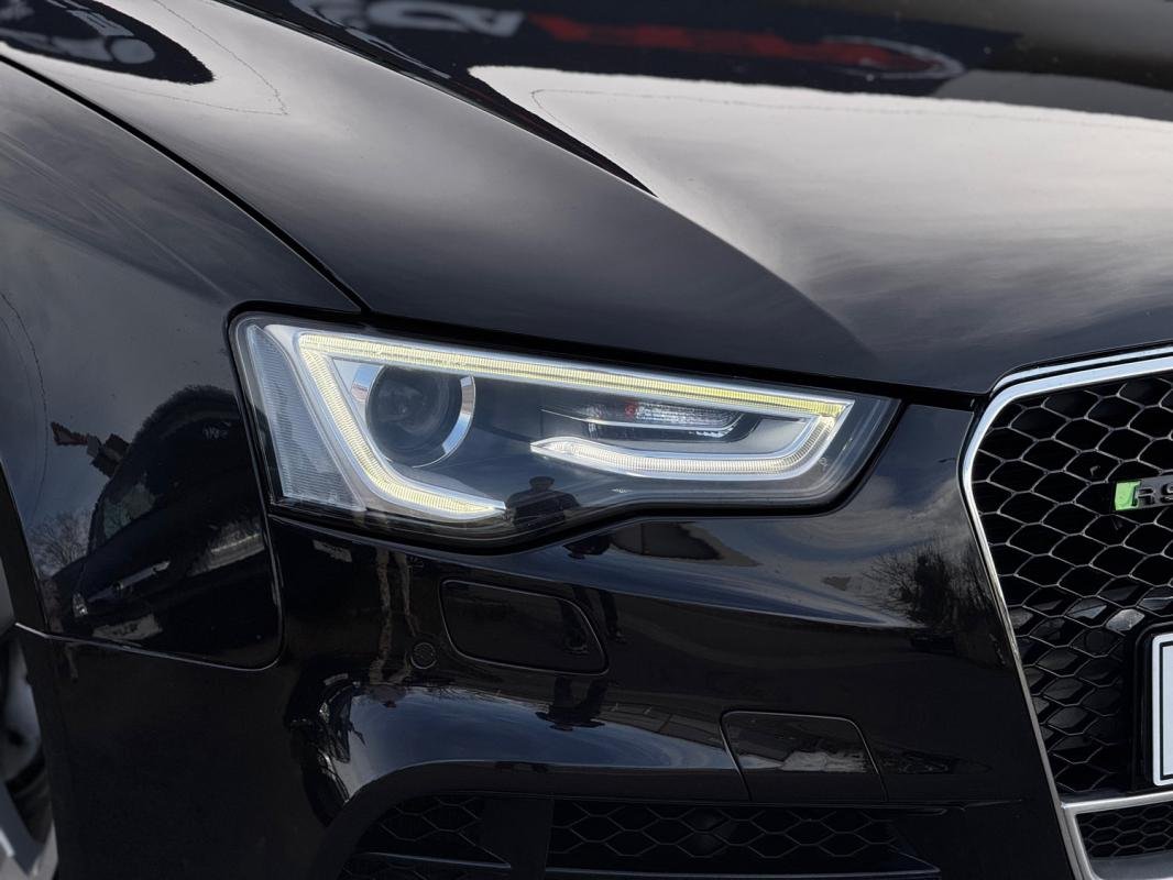 Audi RS5 Coupé - Photo 8