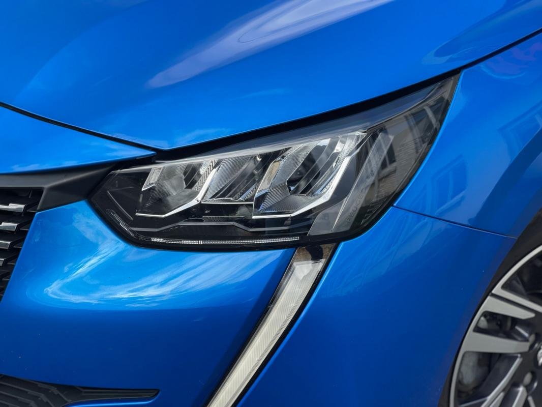 Peugeot 208 - Photo 7