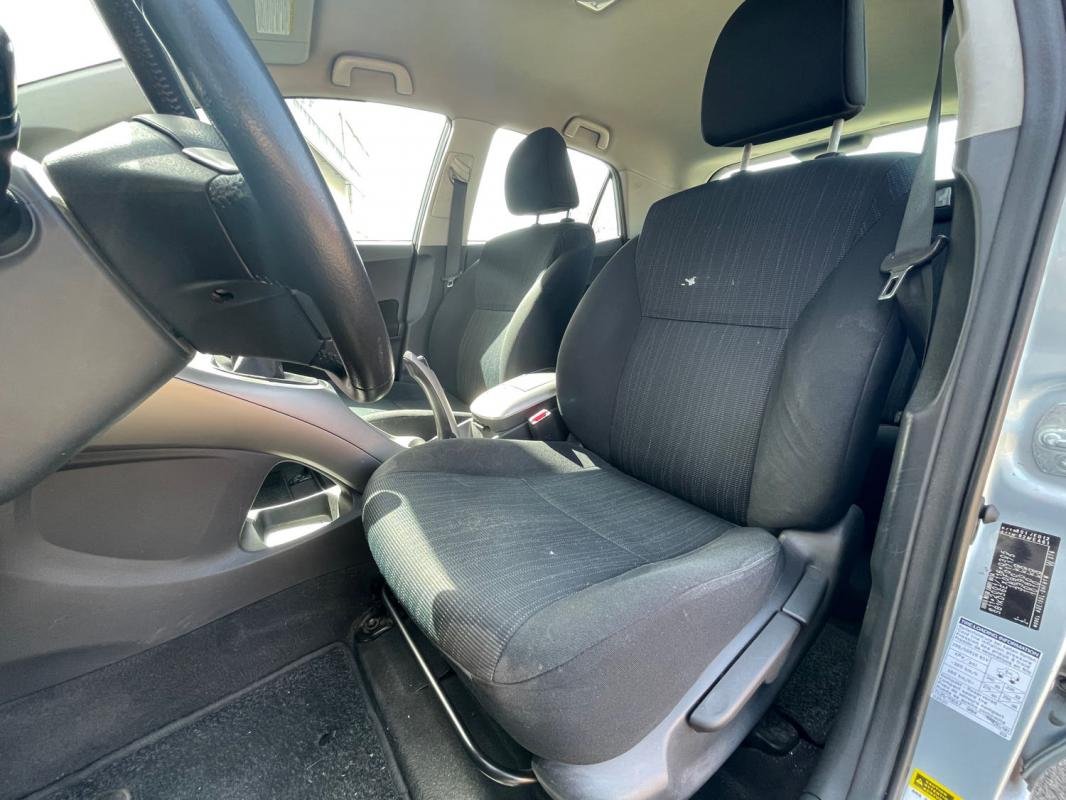 Toyota Auris - Photo 12