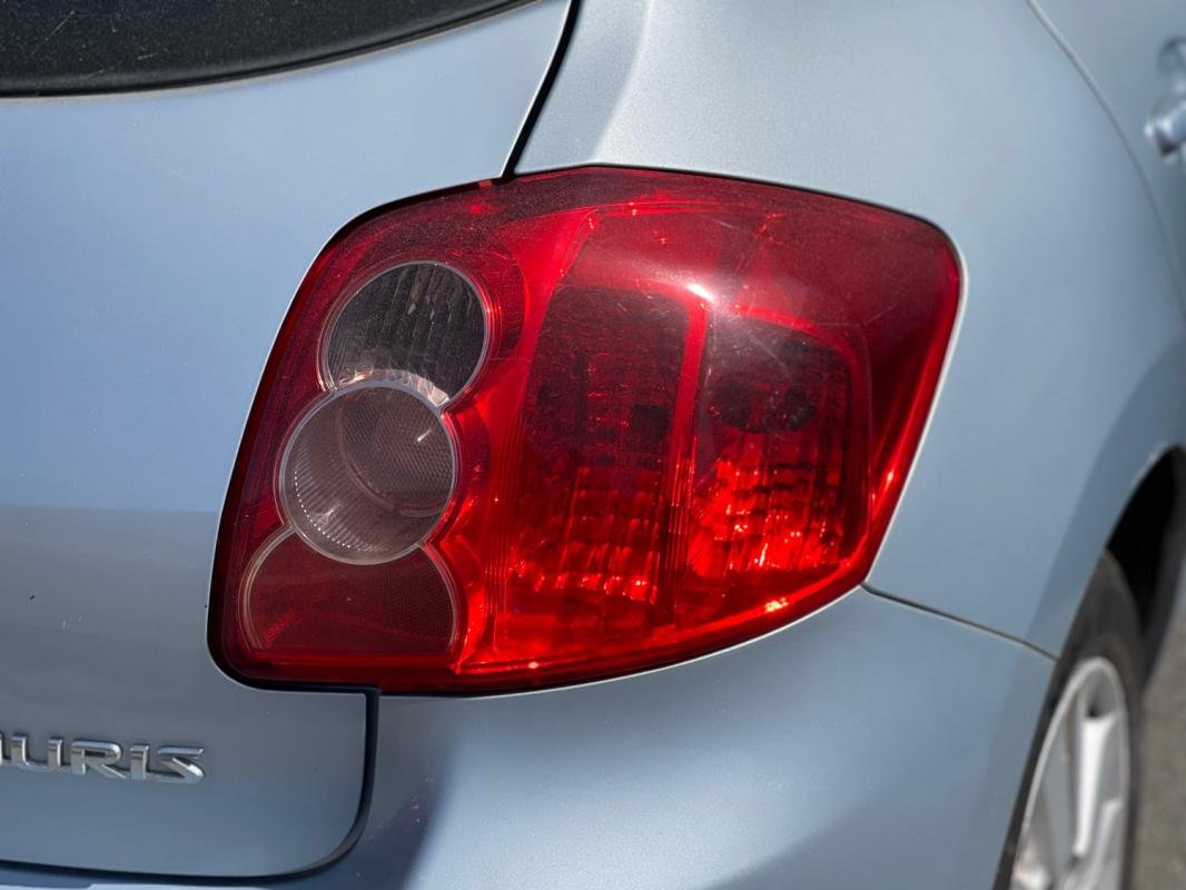 Toyota Auris - Photo 8