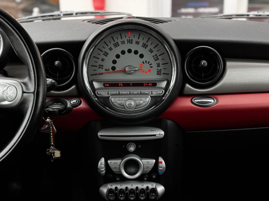 Mini Cooper - Photo 15