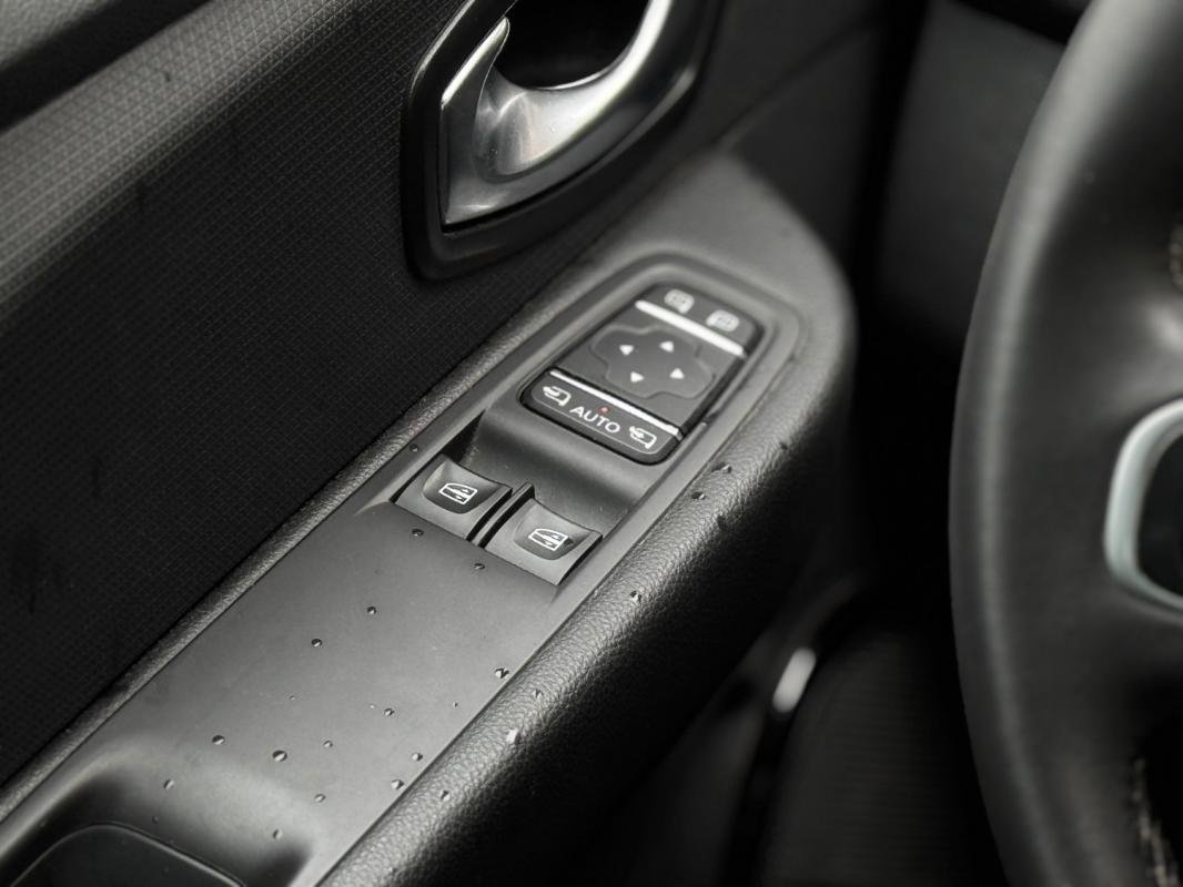 Renault Clio - Photo 18