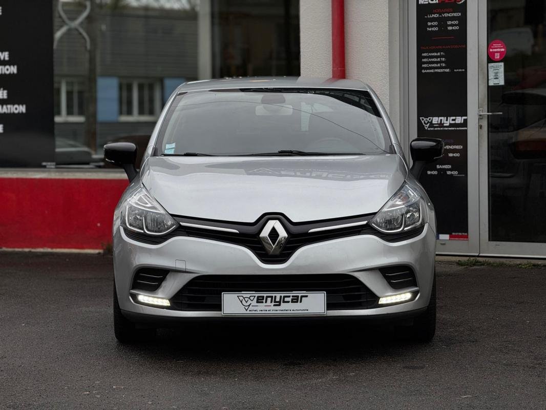 Renault Clio - Photo 2