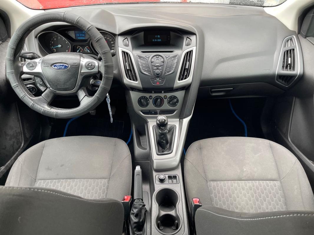 Ford Focus - Photo 13