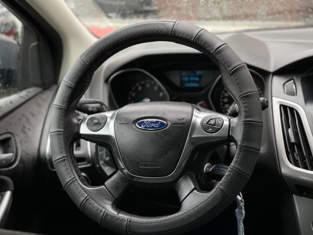 Ford Focus - Photo 14