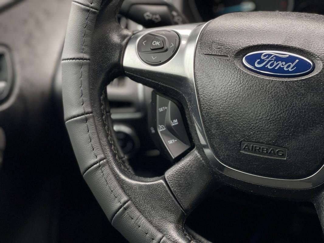 Ford Focus - Photo 15