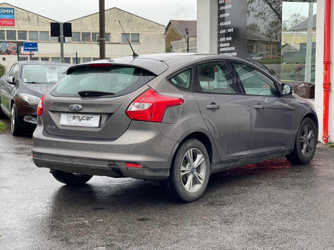Ford Focus - Photo 6