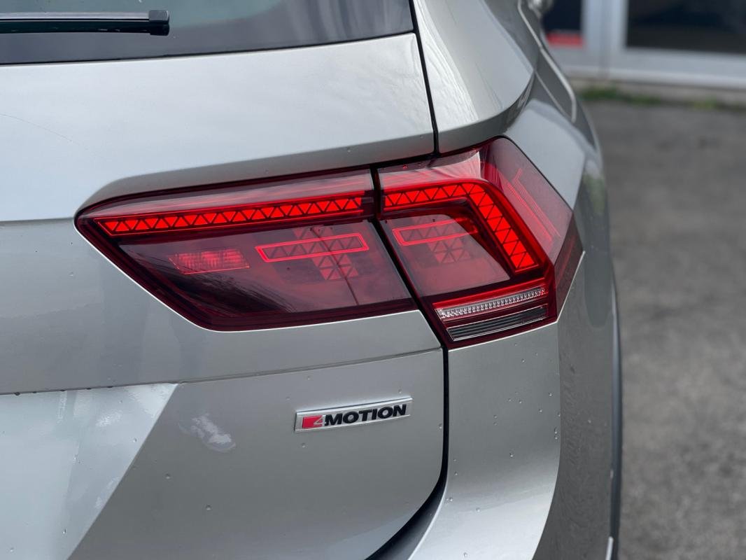 Volkswagen Tiguan - Photo 8