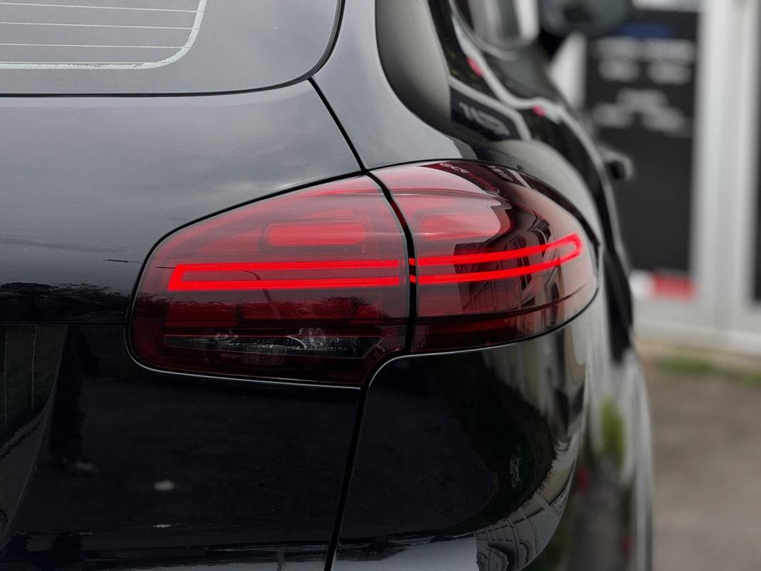 Porsche Cayenne - Photo 9