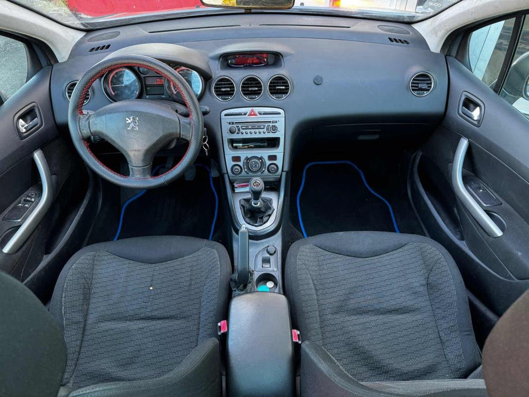 Peugeot 308 - Photo 12