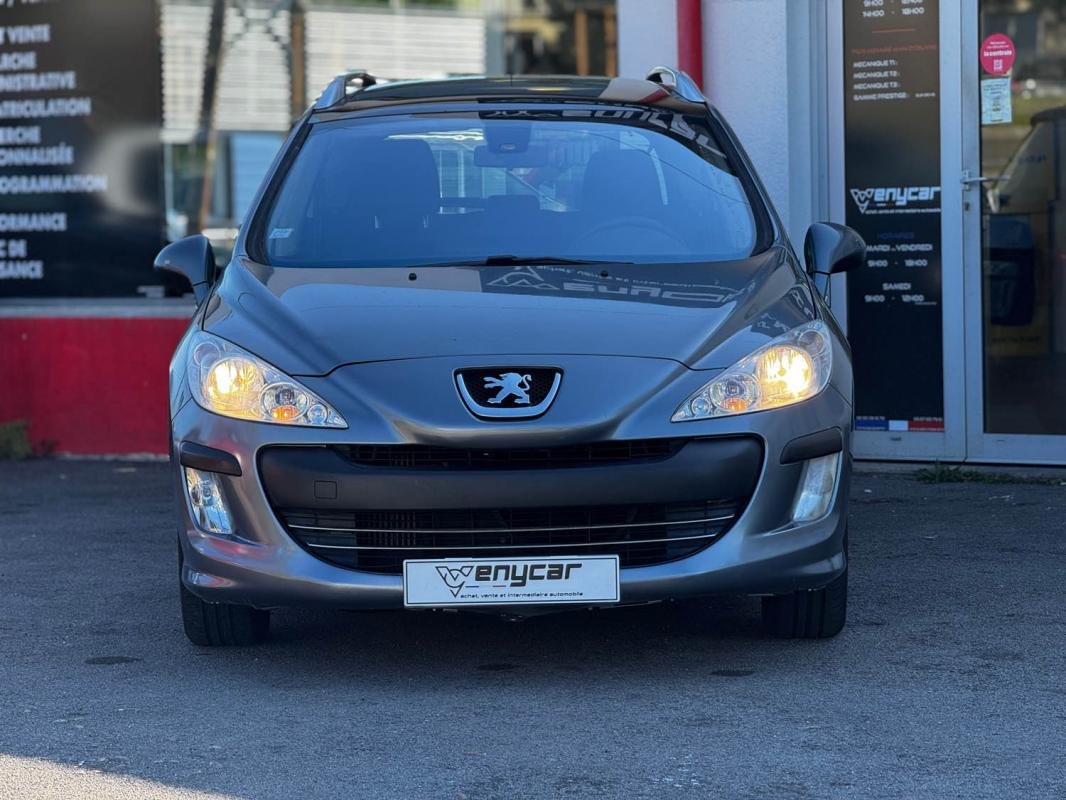 Peugeot 308 - Photo 2