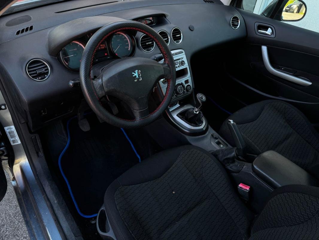 Peugeot 308 - Photo 9