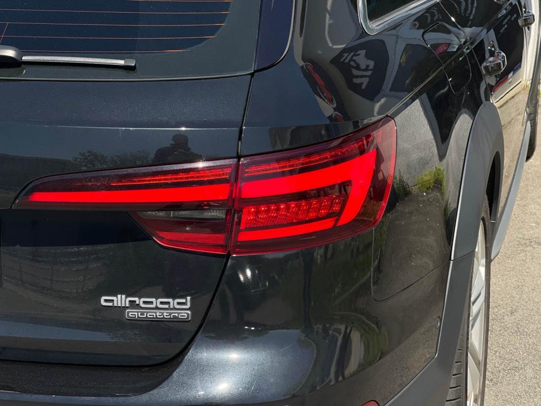 Audi A4 Allroad - Photo 9