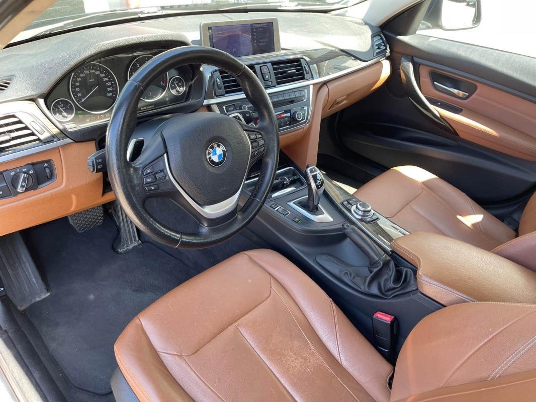 BMW Série 3 - Photo 10