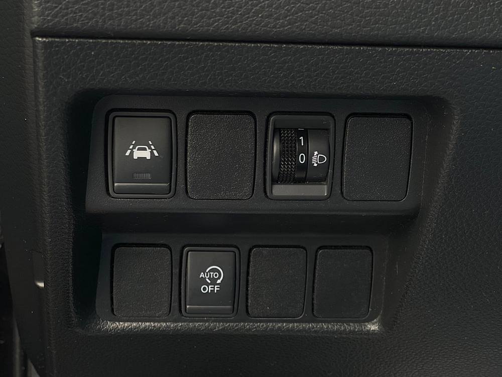 Nissan Qashqai - Photo 19