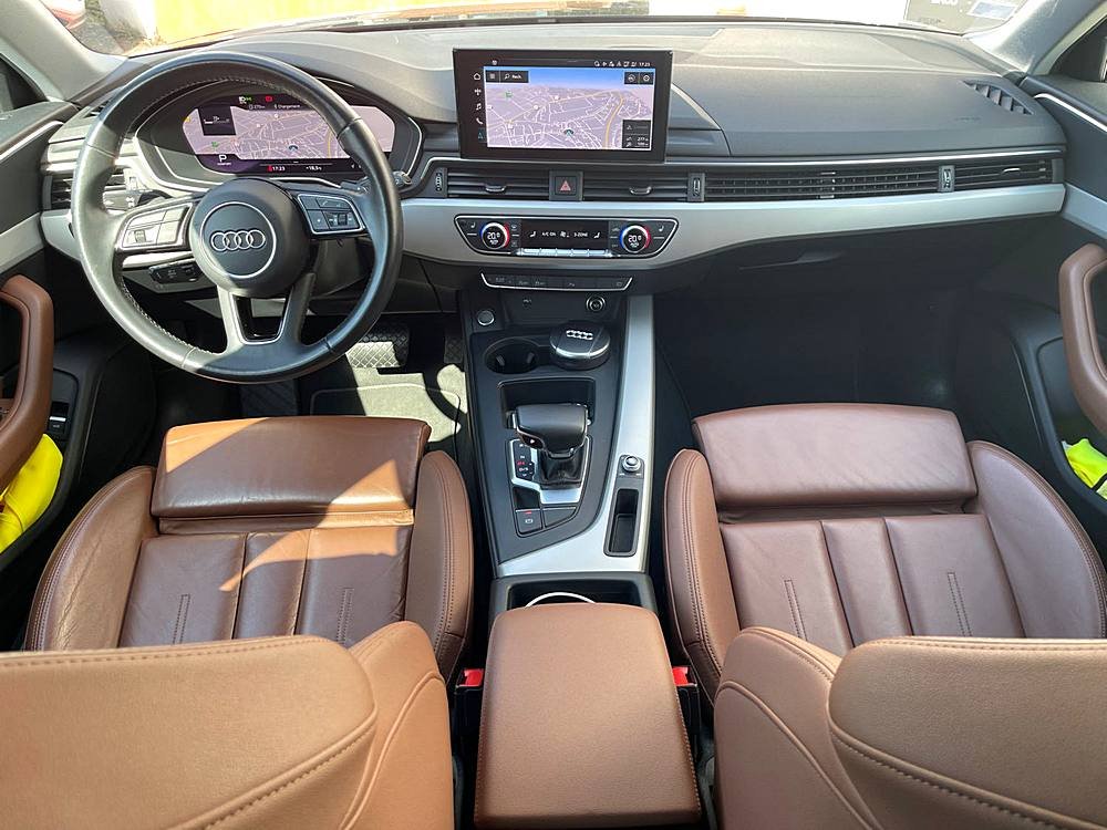 Audi A4 Avant - Photo 13