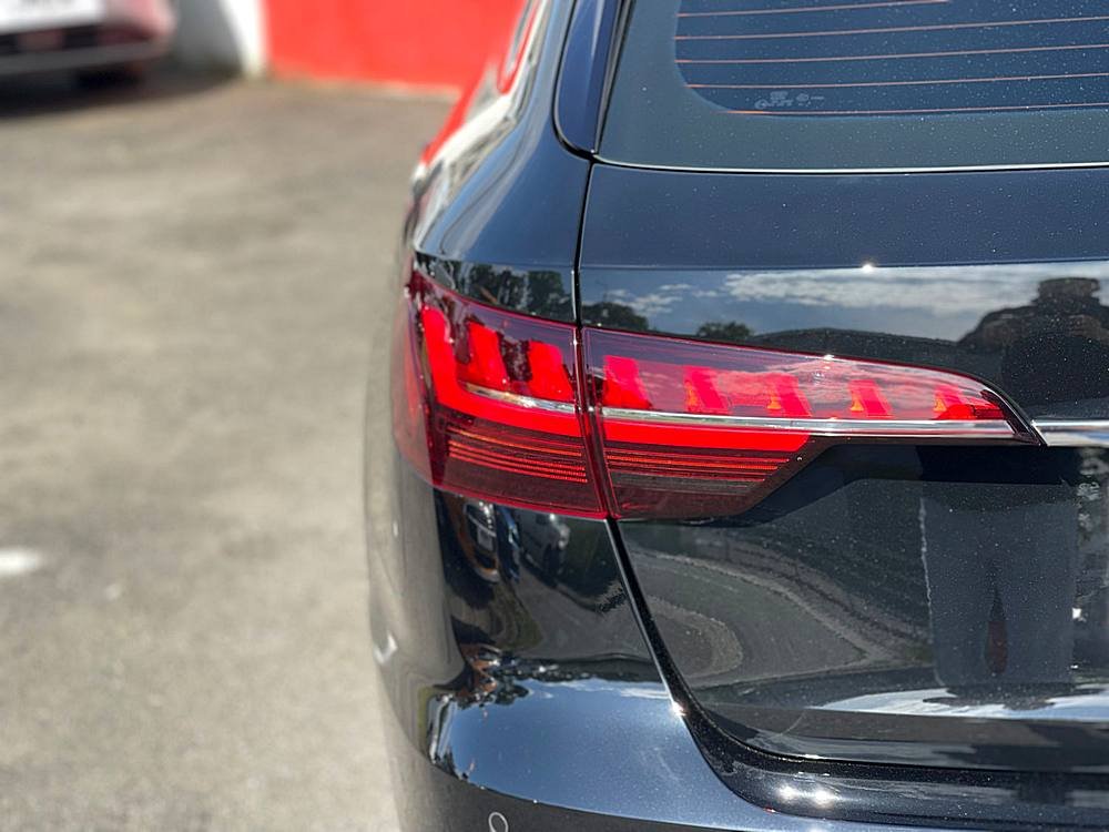 Audi A4 Avant - Photo 8