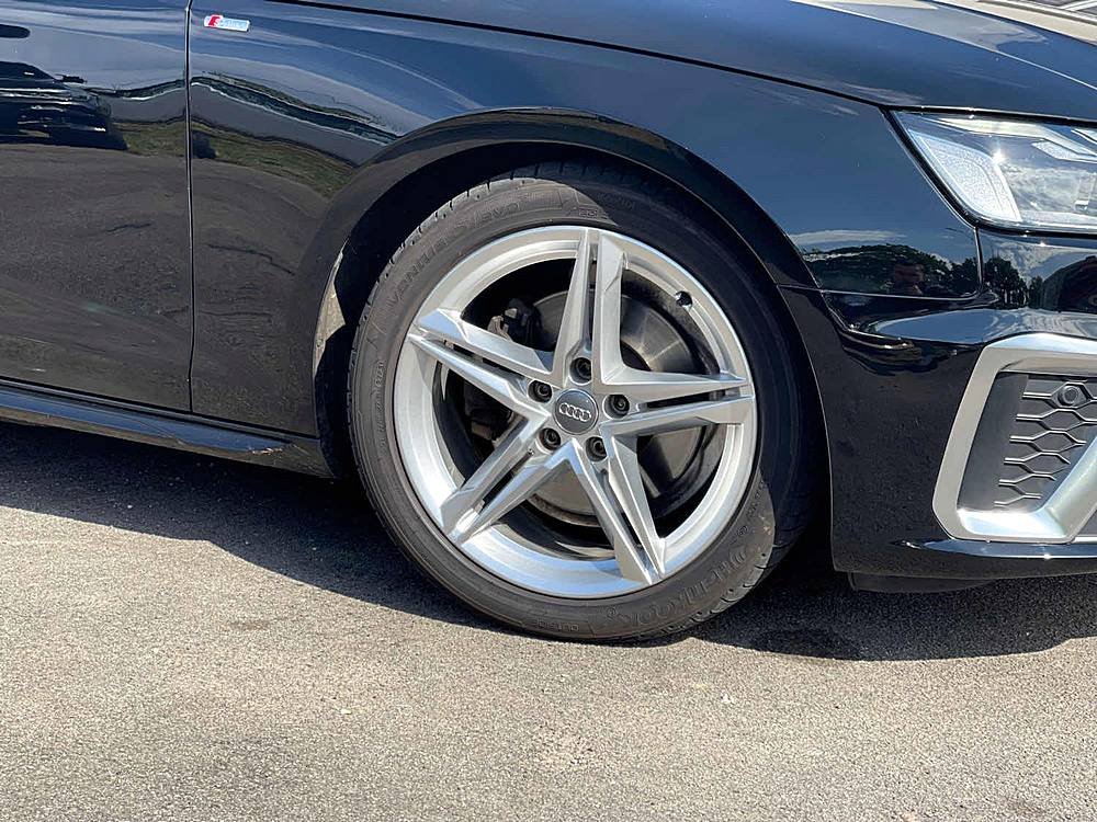 Audi A4 Avant - Photo 9