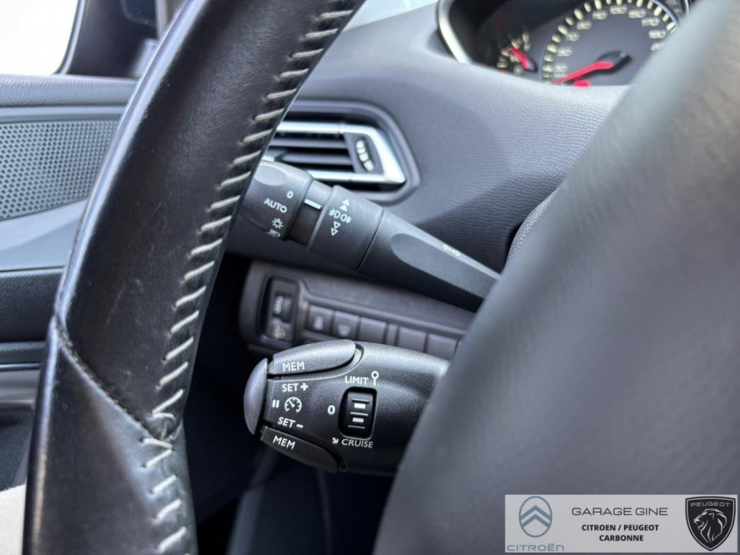 Peugeot 308 - Photo 11