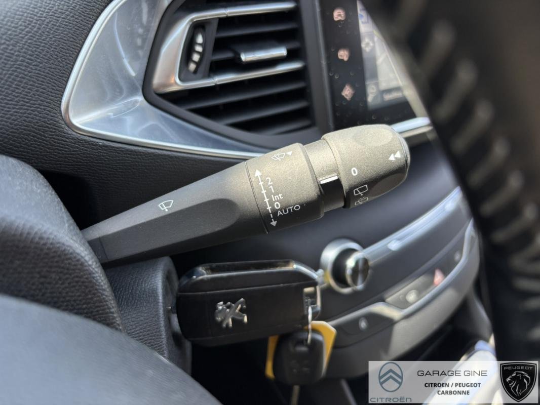 Peugeot 308 - Photo 12