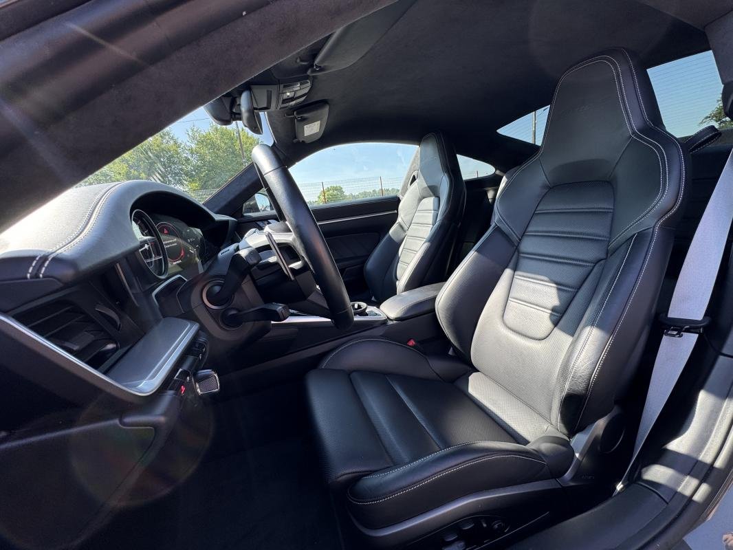 Porsche 911 - Photo 22