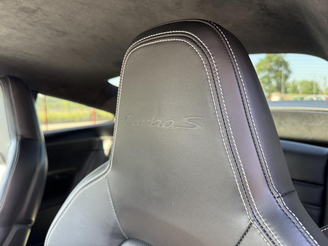 Porsche 911 - Photo 26