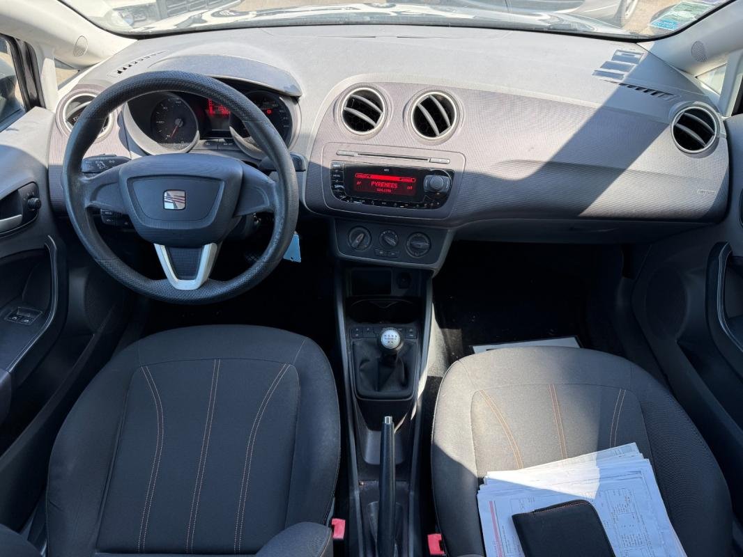 Seat Ibiza - Photo 5