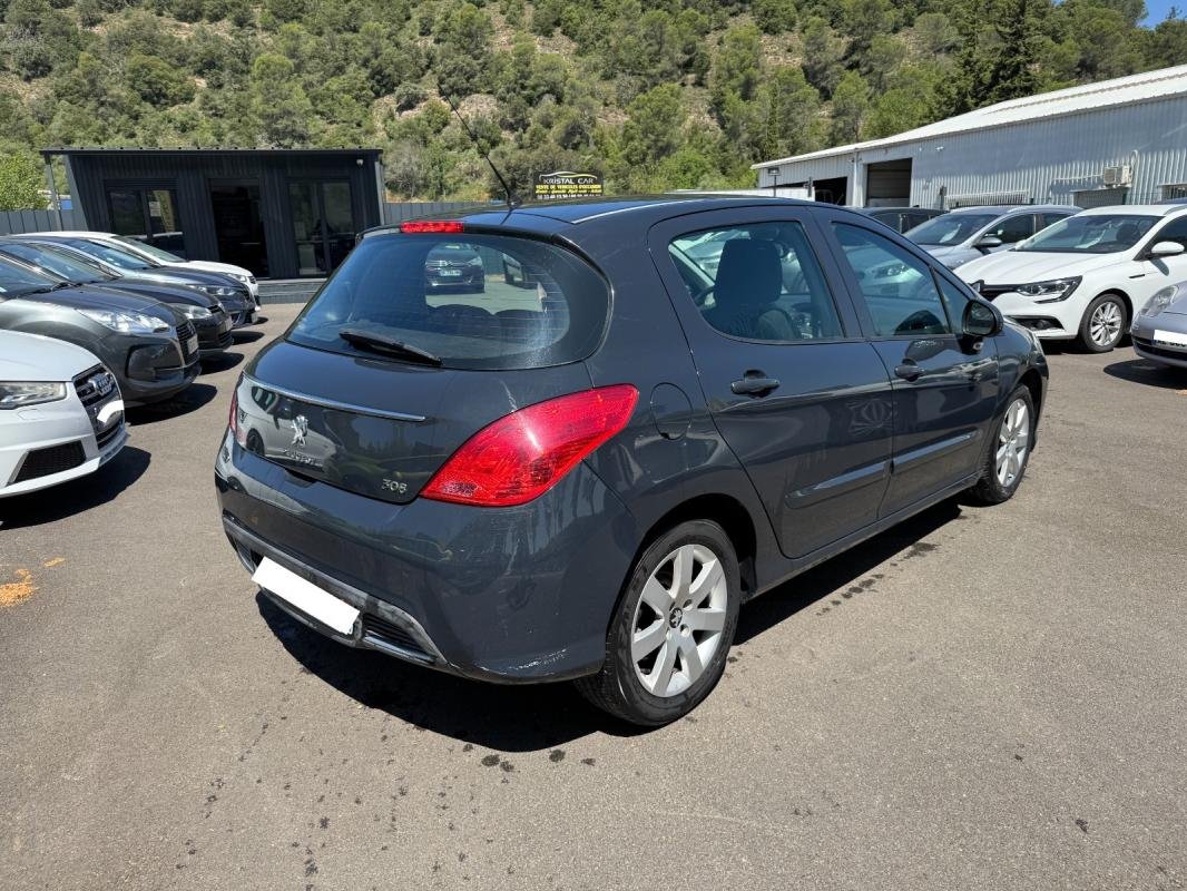 Peugeot 308 - Photo 2