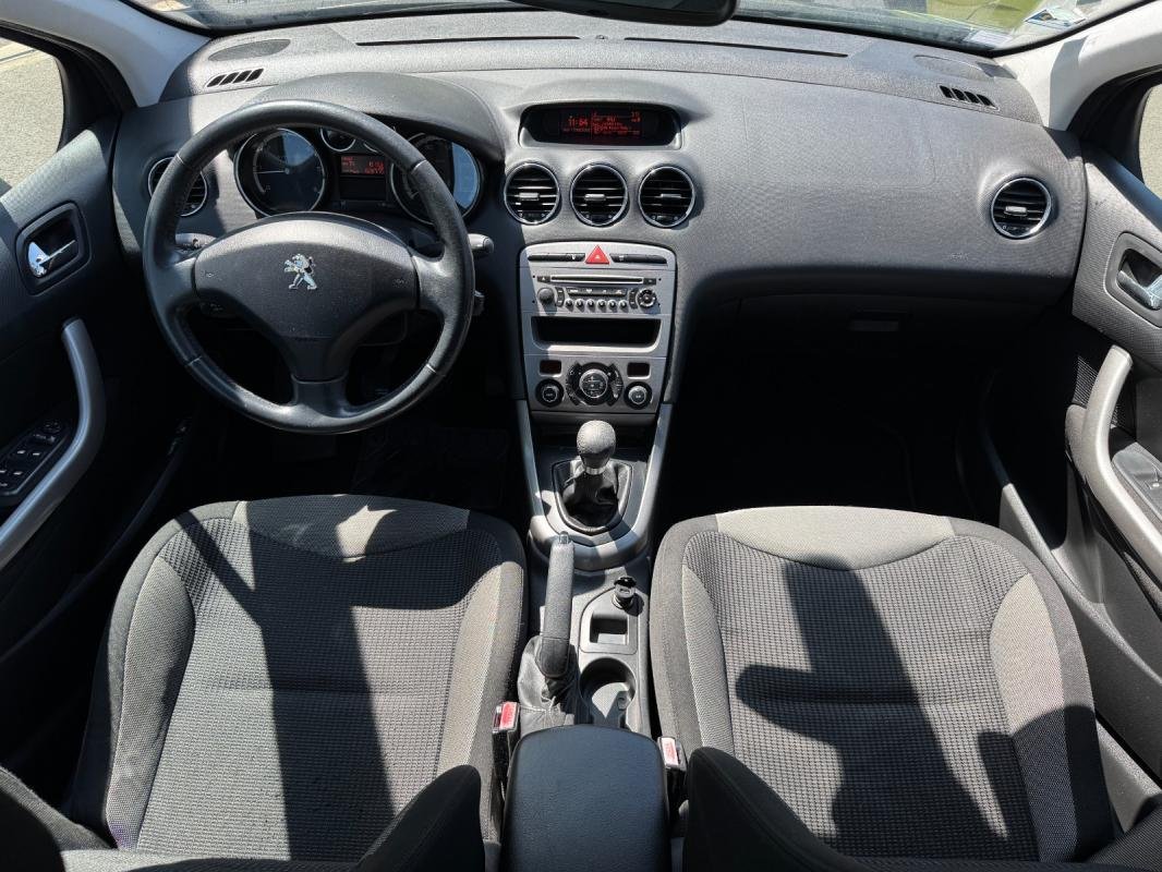 Peugeot 308 - Photo 5