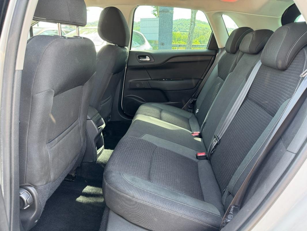 Citroën C4 - Photo 4