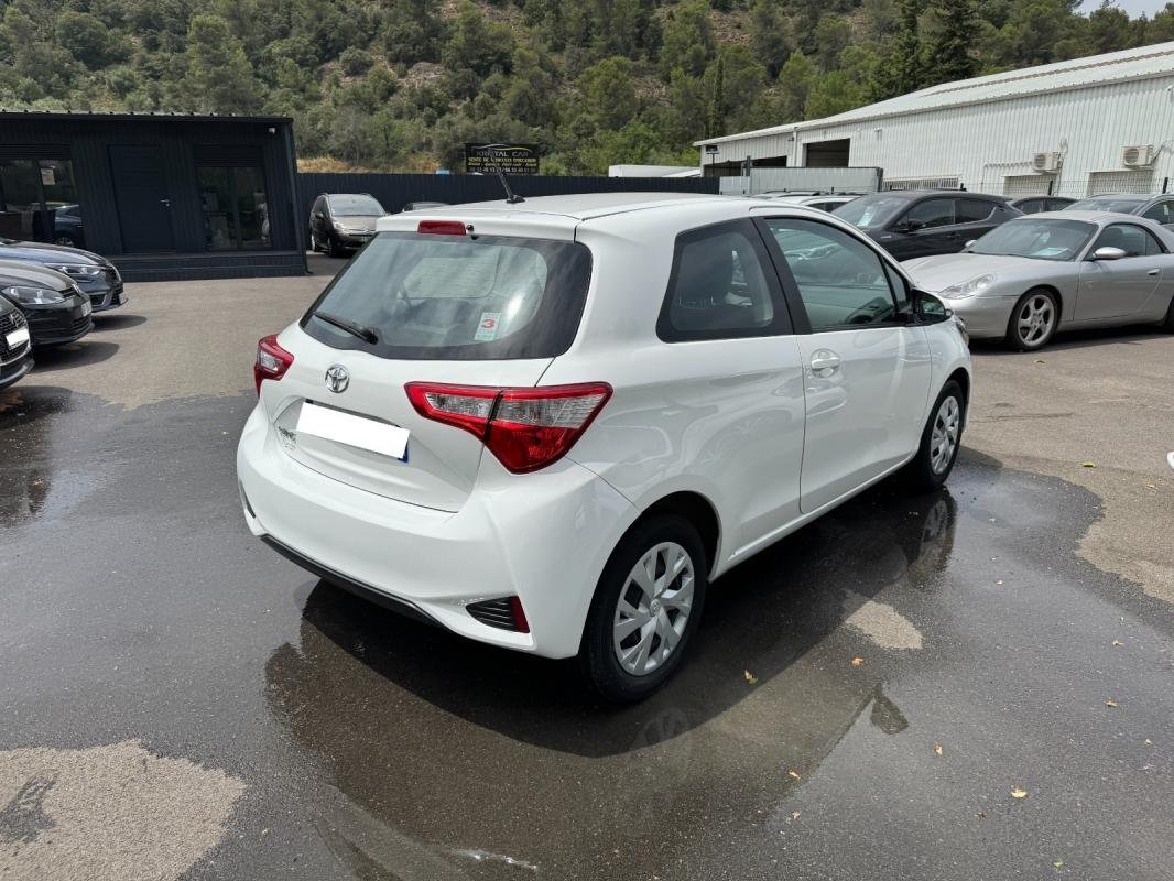 Toyota Yaris - Photo 5