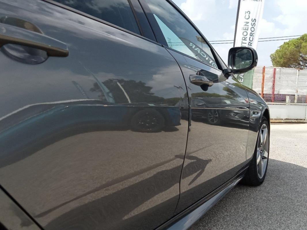 Jaguar XE - Photo 38