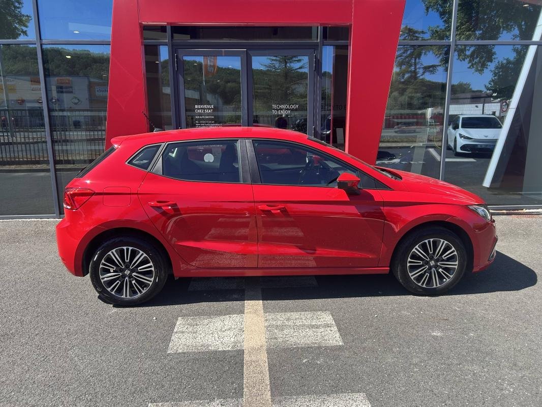 Seat Ibiza - Photo 2