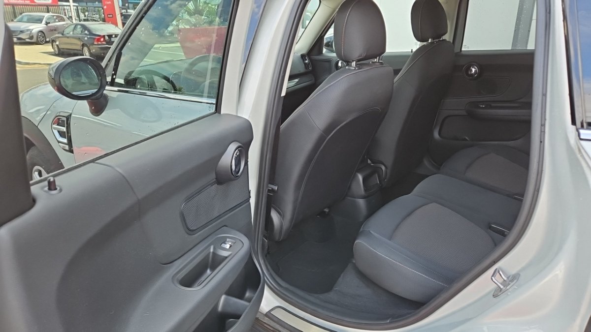 Mini Countryman - Photo 11