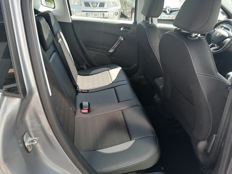 Peugeot 2008 - Photo 6