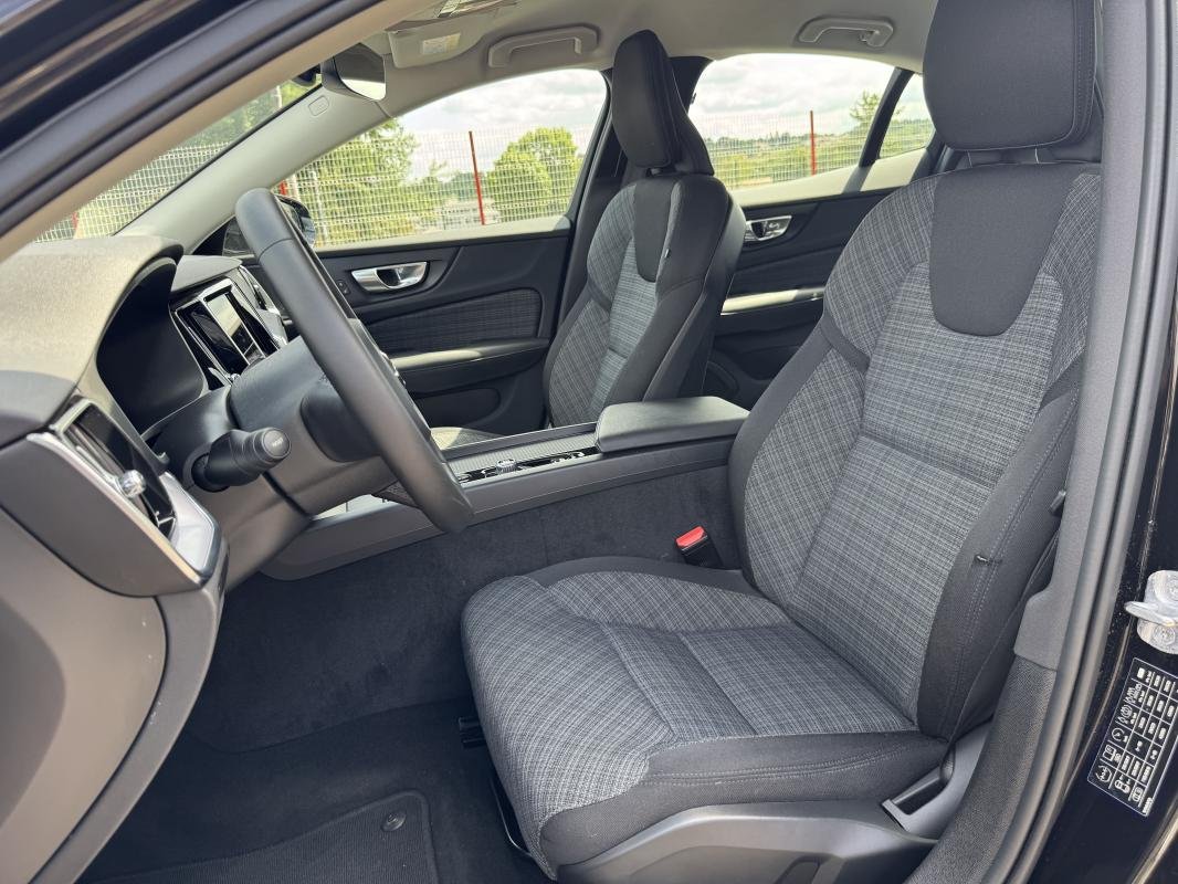 Volvo S60 - Photo 16
