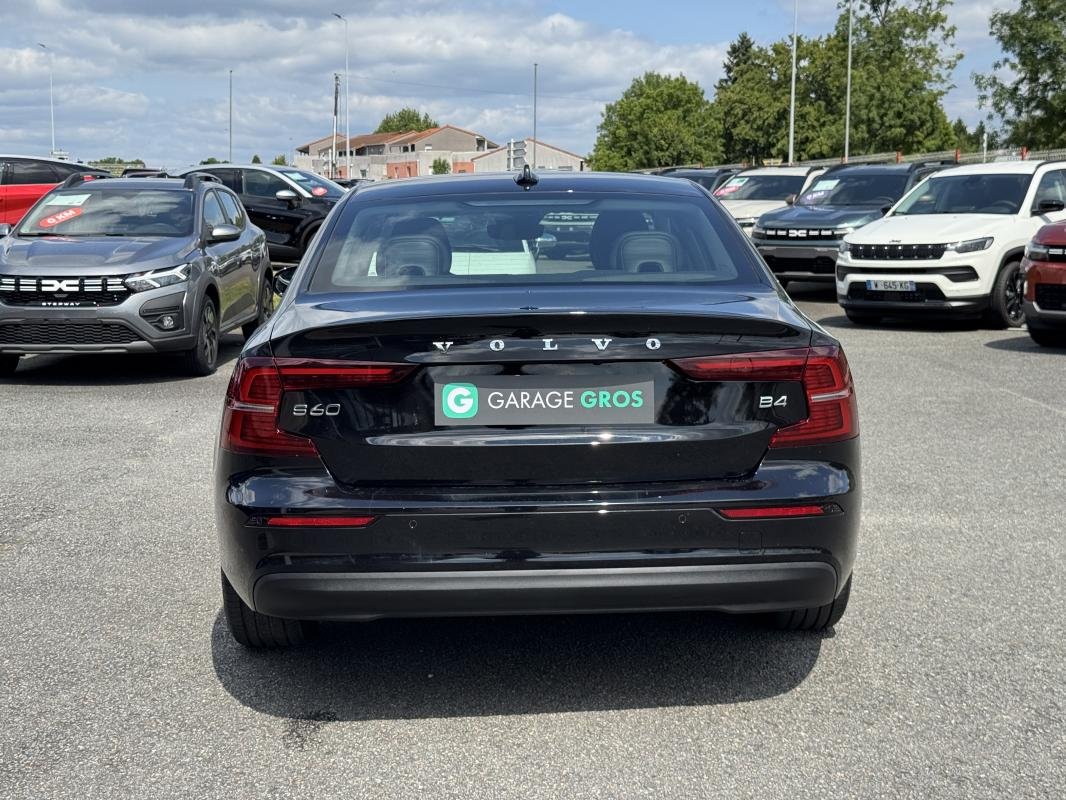Volvo S60 - Photo 2