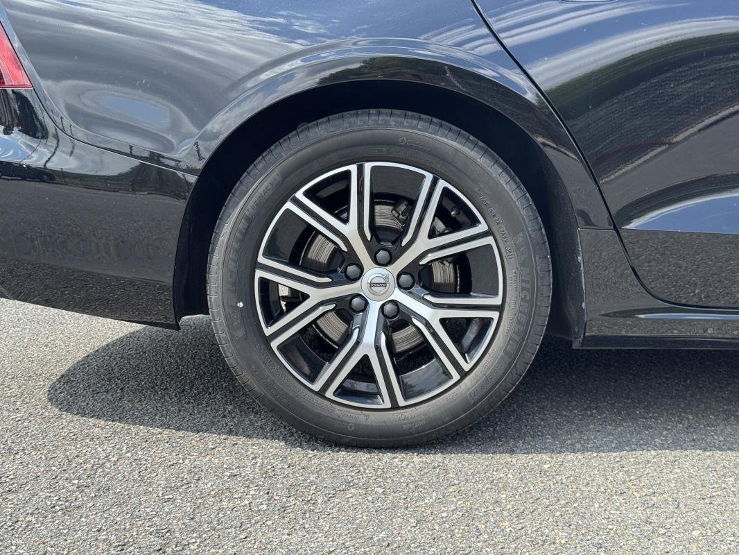 Volvo S60 - Photo 22